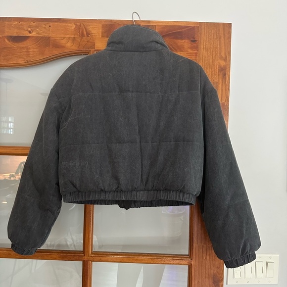 Elodie women’s cropped quilted puffer coat in size small - medium grey - Picture 2 of 6